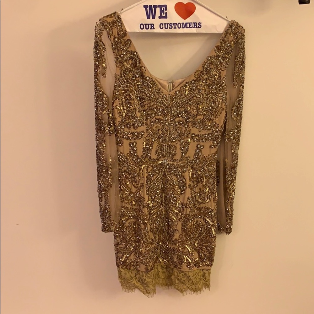 SALE 🔥🔥Mandalay Beaded dress size 4